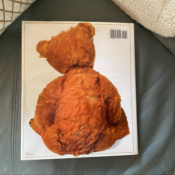 THE TEDDY BEAR ENCYCLOPEDIA Pauline Cockrill - Picture 2 of 14